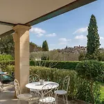 House With Pool In