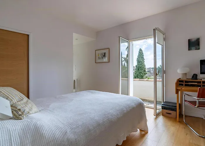 House With Pool In Montferrier-Sur-Lez * Montferrier-sur-Lez