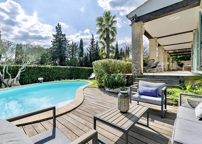 House With Pool In Montferrier-Sur-Lez Feriehus